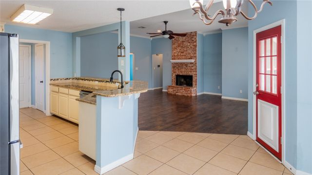 124 Topaz Circle, Hewitt, TX 76643