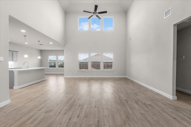 344 Valentine Court, Burleson, TX 76028