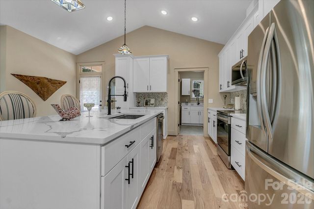 40 Rangeley Drive, Asheville, NC 28803