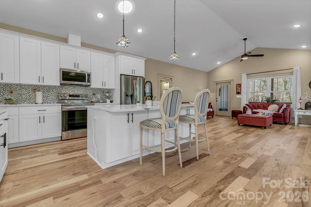 40 Rangeley Drive, Asheville, NC 28803