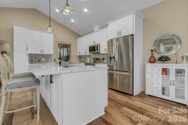 40 Rangeley Drive, Asheville, NC 28803
