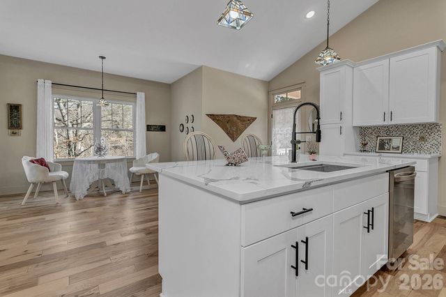 40 Rangeley Drive, Asheville, NC 28803