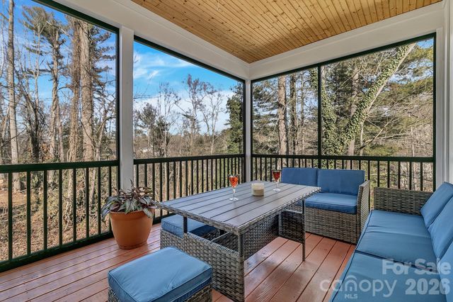 40 Rangeley Drive, Asheville, NC 28803