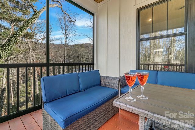 40 Rangeley Drive, Asheville, NC 28803