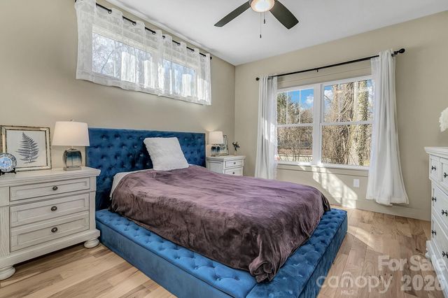 40 Rangeley Drive, Asheville, NC 28803
