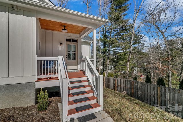 40 Rangeley Drive, Asheville, NC 28803