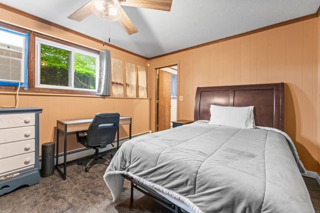 42 Millstone Road West, Waterford, CT 06385