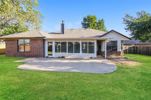 3701 Harmony Drive, Moore, OK 73160