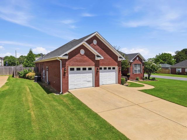 55 Linda Cir, Greenbrier, AR 72058
