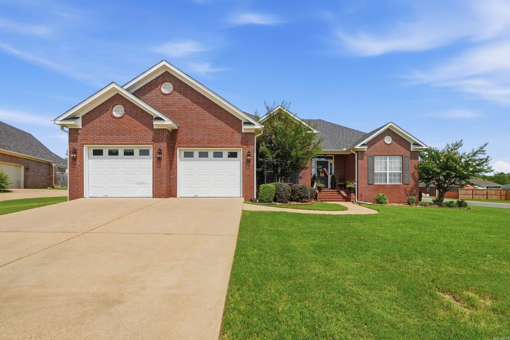 55 Linda Cir, Greenbrier, AR 72058