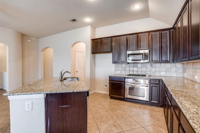 700 Golden Nugget Drive, Mckinney, TX 75069