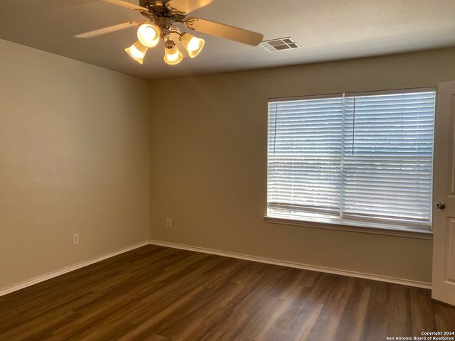 125 Rattlesnake Way, Cibolo, TX 78108