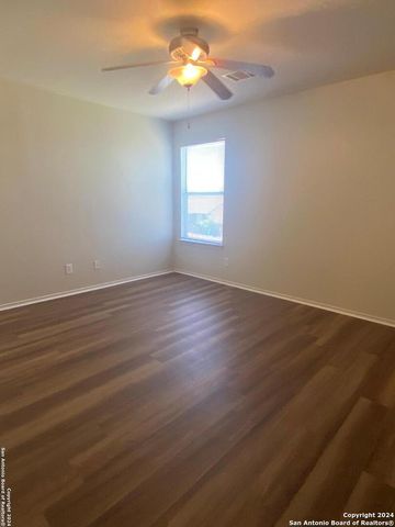 125 Rattlesnake Way, Cibolo, TX 78108