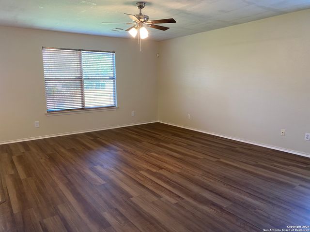 125 Rattlesnake Way, Cibolo, TX 78108