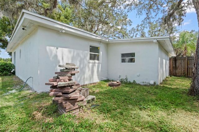 2026 PINECREST WAY, Clearwater, FL 33755