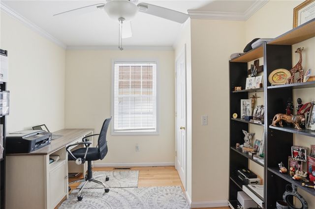 212 Lexington Avenue, North Providence, RI 02904