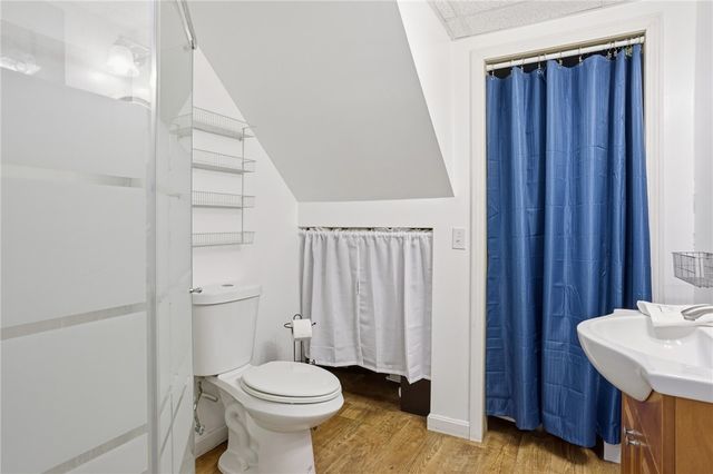 212 Lexington Avenue, North Providence, RI 02904