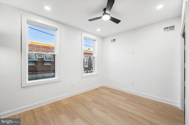 2334 S WARNOCK ST, Philadelphia, PA 19148