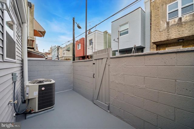 2334 S WARNOCK ST, Philadelphia, PA 19148