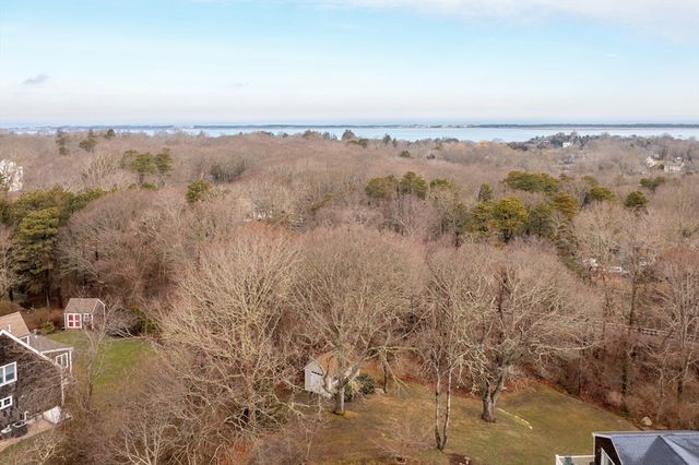 29 Sturgis Ln, Barnstable, MA 02630