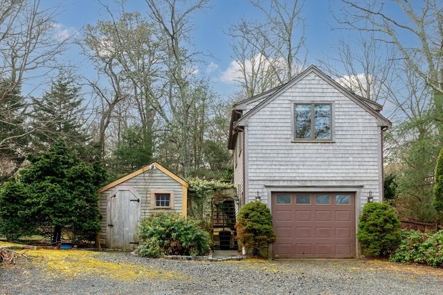 29 Sturgis Ln, Barnstable, MA 02630