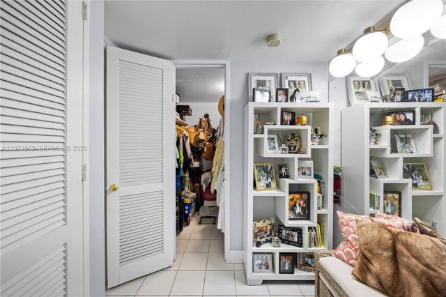 5055 Collins Ave 5N, Miami Beach, FL 33140