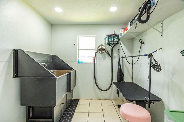 2230 Nancy Street, Alvin, TX 77511