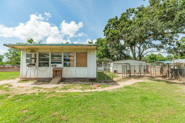 2230 Nancy Street, Alvin, TX 77511