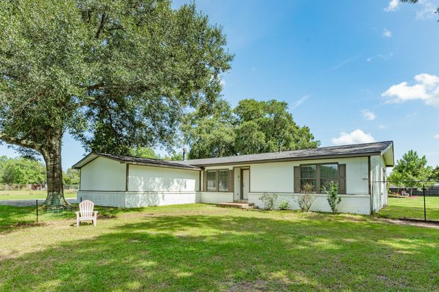 2230 Nancy Street, Alvin, TX 77511