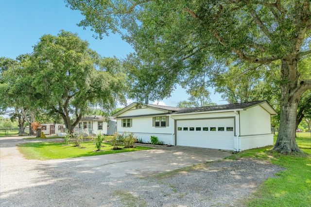 2230 Nancy Street, Alvin, TX 77511