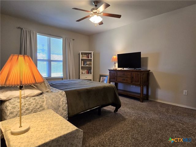 129 Diamondback Cove, Buda, TX 78610