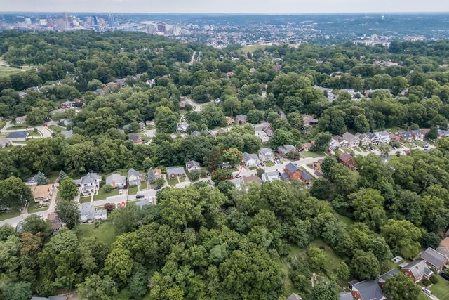 1050 Altavia Avenue, Park Hills, KY 41011