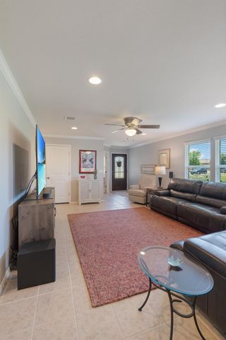 822 Hamilton LN, Georgetown, TX 78633
