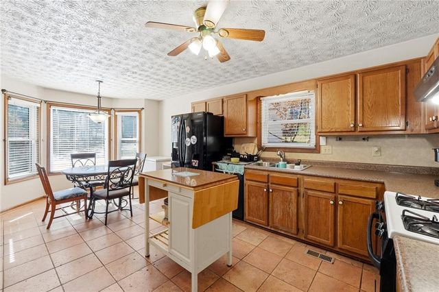 6406 Stoney Creek Court, Austell, GA 30168