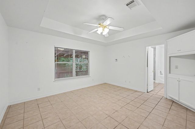 4922 Pleasure Lake Lane, Willis, TX 77318