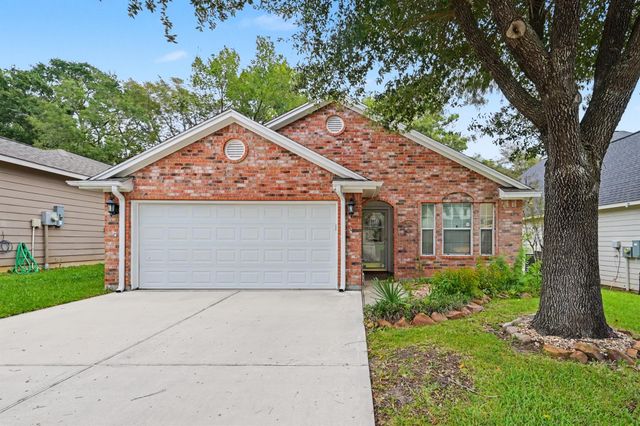 4922 Pleasure Lake Lane, Willis, TX 77318