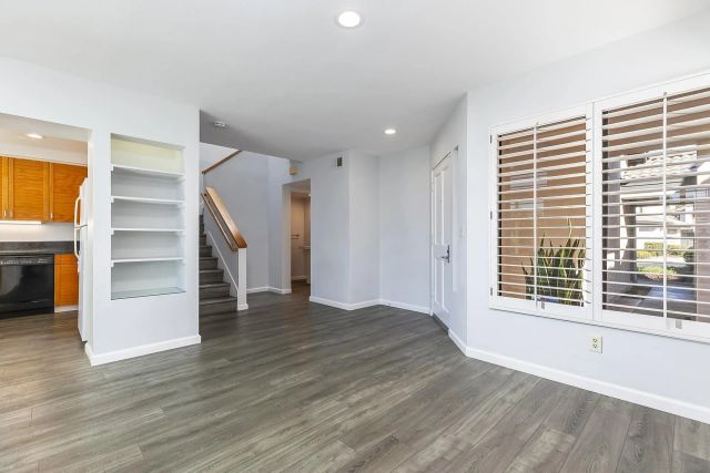 6327 CAMINITO DEL CERVATO, San Diego, CA 92111