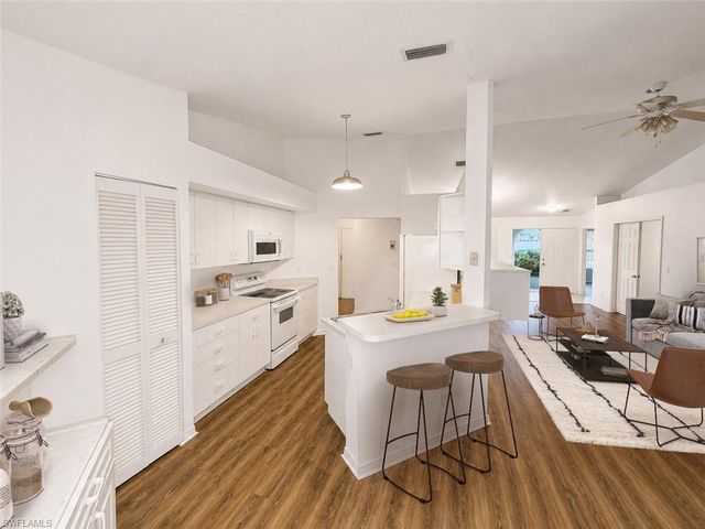 5114 Mabry DR, Naples, FL 34112
