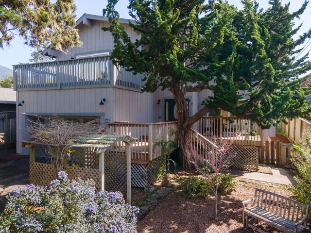 1129 Acacia Street, Montara, CA 94037
