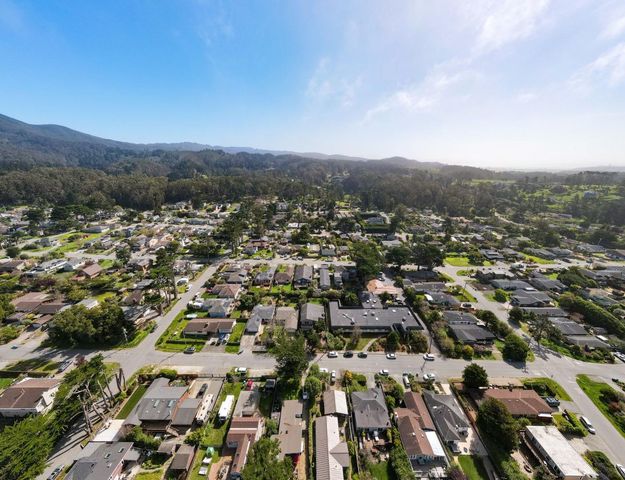 1129 Acacia Street, Montara, CA 94037