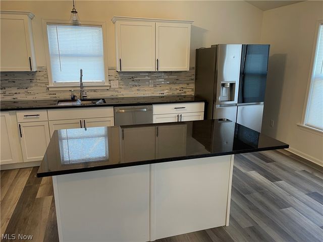 805 johnny k, Hubbard, OH 44425