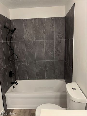 805 johnny k, Hubbard, OH 44425