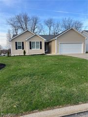 805 johnny k, Hubbard, OH 44425