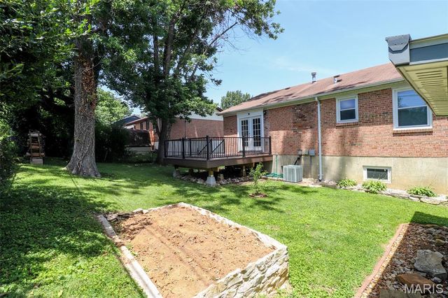 9110 Radiom Drive, St Louis, MO 63123