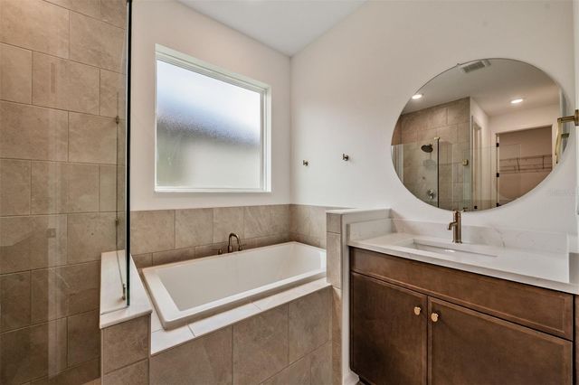 11817 MOONSAIL DRIVE, Palmetto, FL 34221