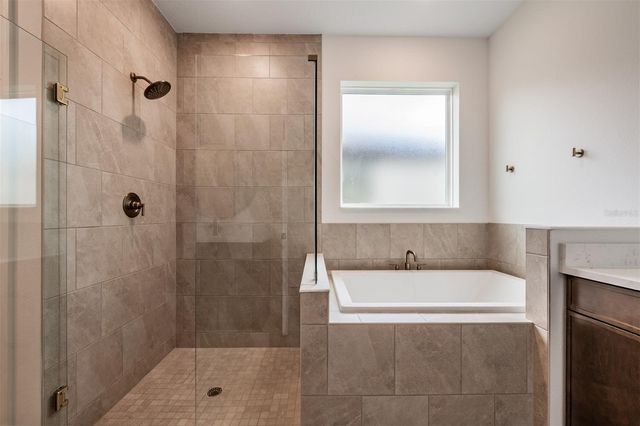 11817 MOONSAIL DRIVE, Palmetto, FL 34221