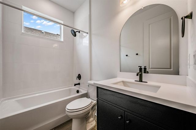 11817 MOONSAIL DRIVE, Palmetto, FL 34221