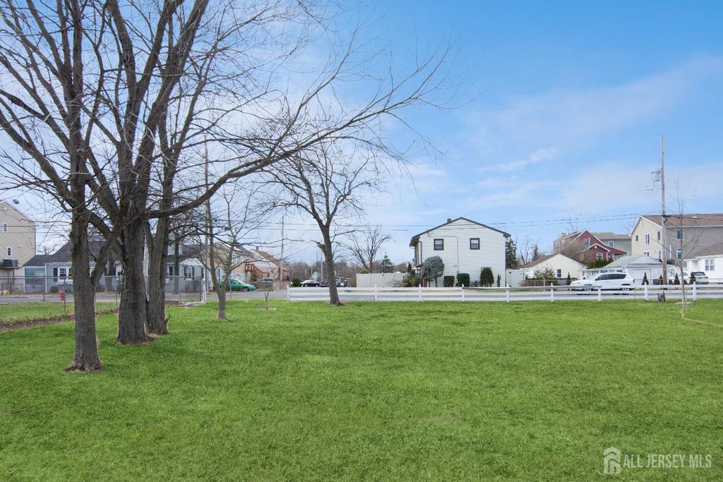 819 St. John's Avenue, Union Beach, NJ 07735