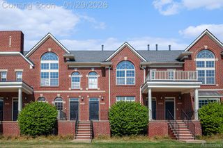 3253 Newbury Place, Troy, MI 48084