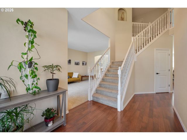 15572 Se GLADYS ROSE Way, Damascus, OR 97089